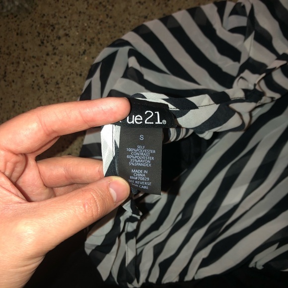 Rue 21 Dress - Picture 3 of 3